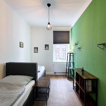 Sali-Homes Boarding Haus Monteur-Wohnungen Balkon Vollkueche Autobahnaehe Markranstadt Bagian luar foto
