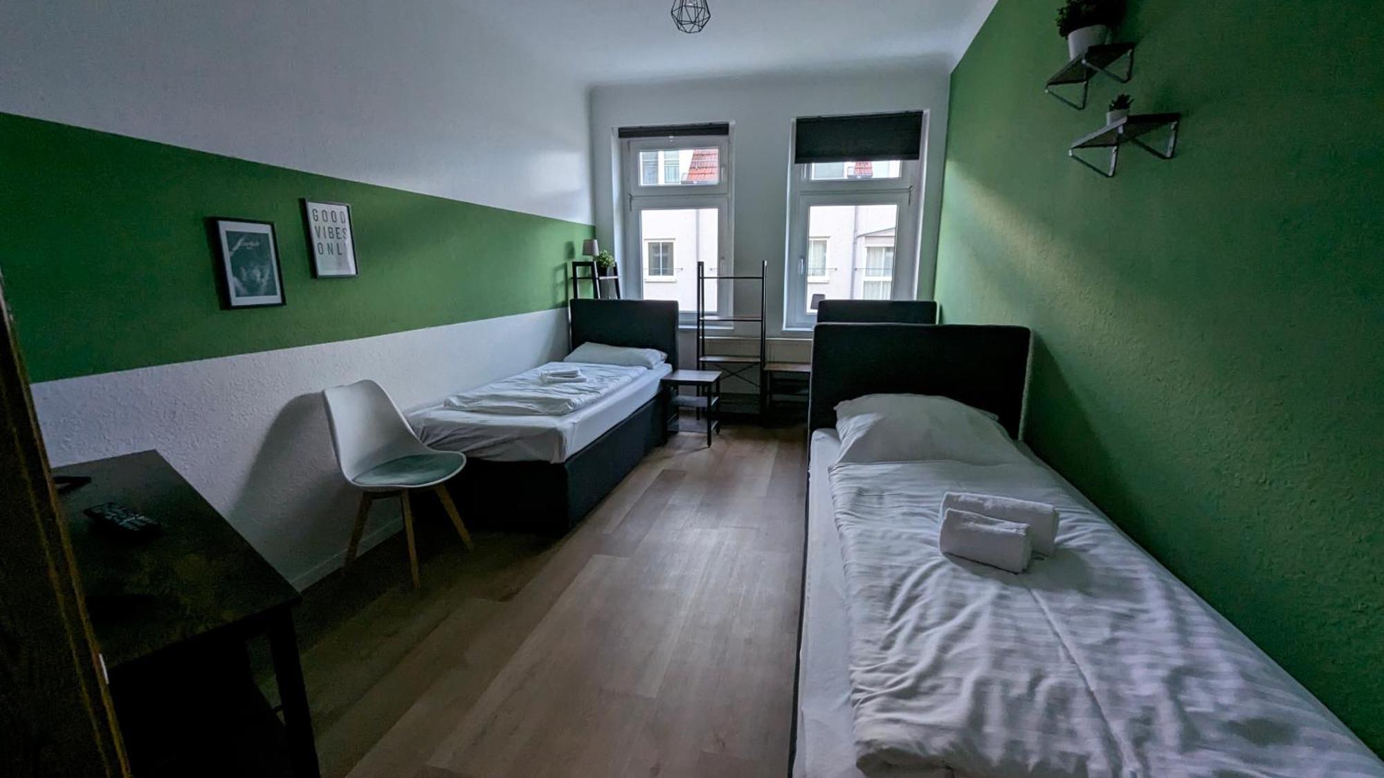 Sali-Homes Boarding Haus Monteur-Wohnungen Balkon Vollkueche Autobahnaehe Markranstadt Ruang foto