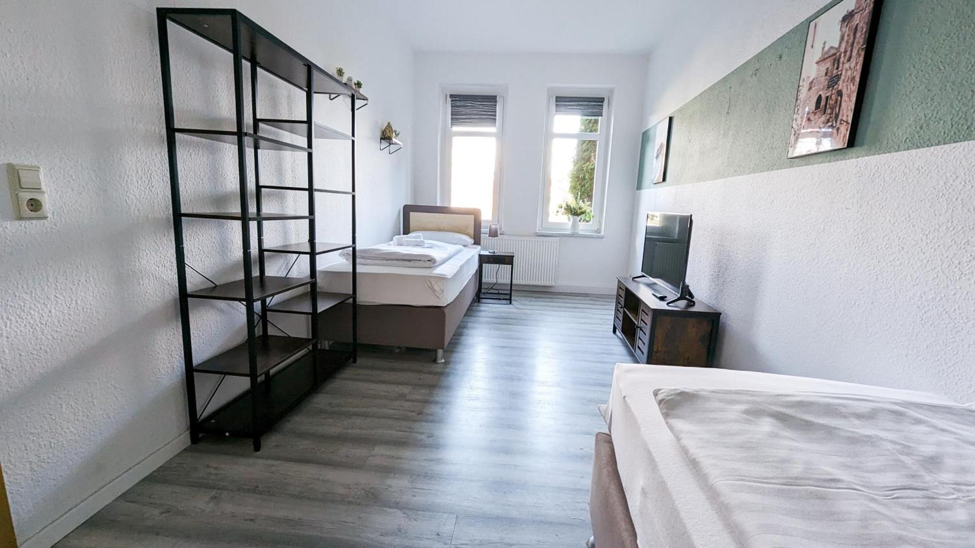 Sali-Homes Boarding Haus Monteur-Wohnungen Balkon Vollkueche Autobahnaehe Markranstadt Ruang foto